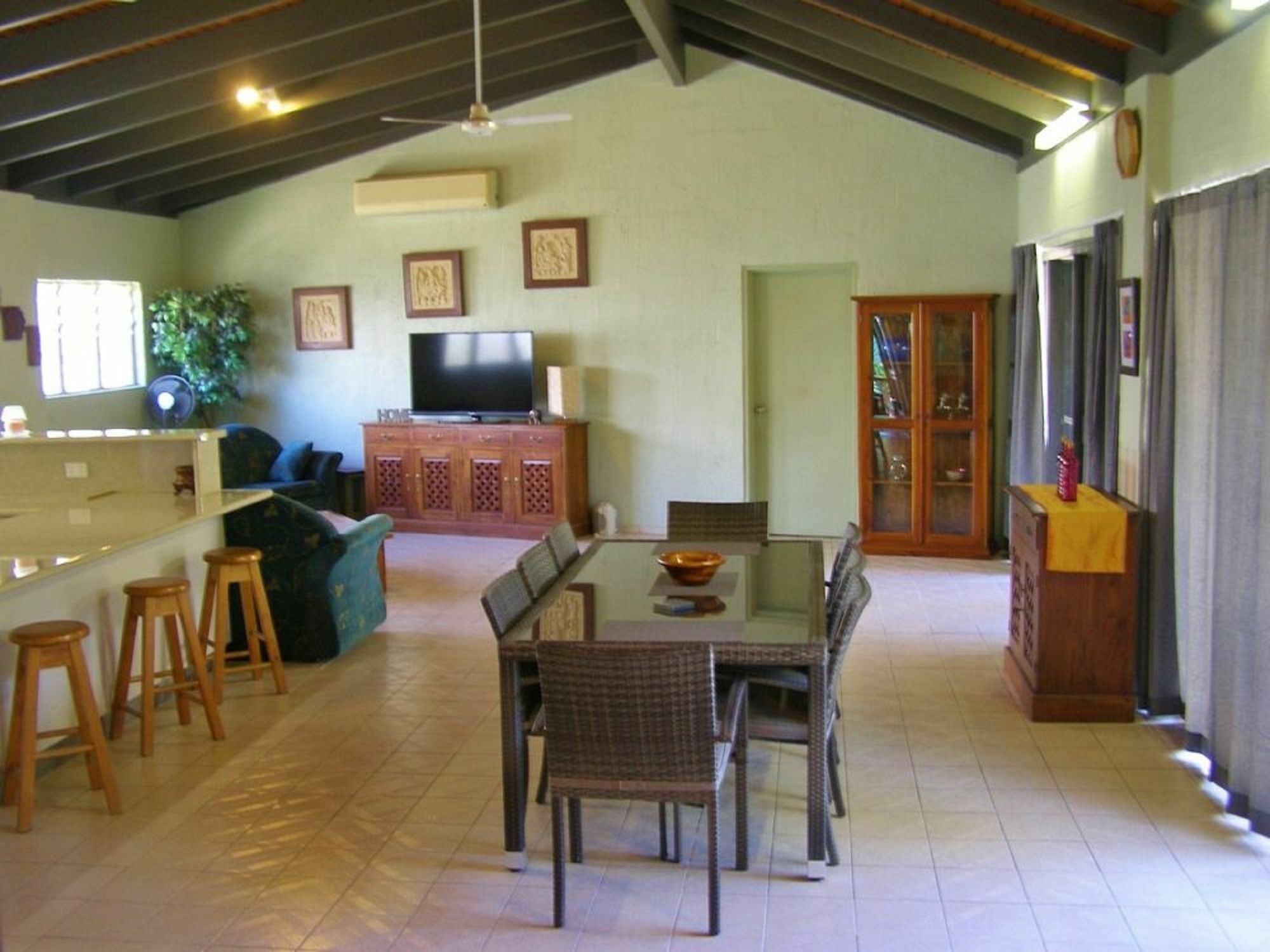 Island Leisure Resort Nelly Bay Экстерьер фото